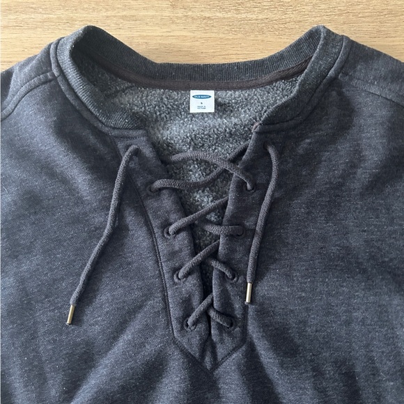 Old Navy Women’s Small Charcoal Gray Lace-Up Sweatshirt- EUC - Picture 3 of 6